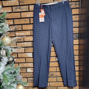 Dockers Golf Khaki 33x32 Flat Front D2 Straight Fit